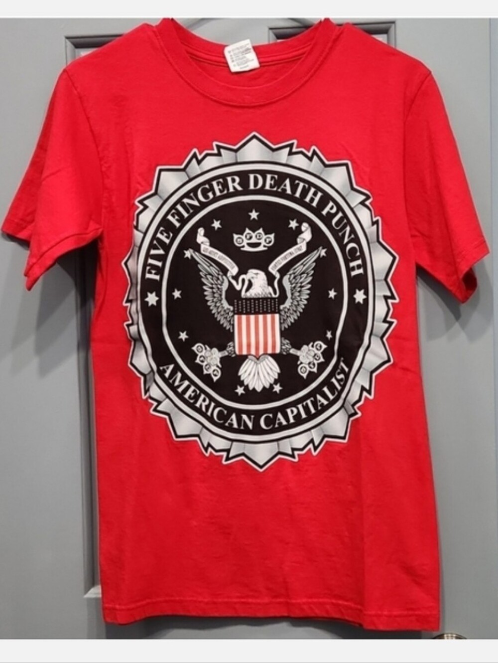 NWOT 5FDP Five Finger Death Punch Red American Capitalist Eagle Seal Tee